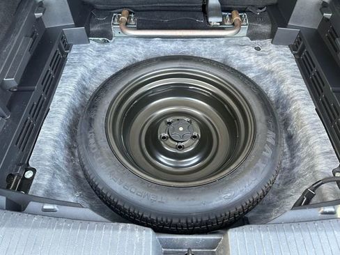 Used 2021 Nissan Rogue SV FWD image 27