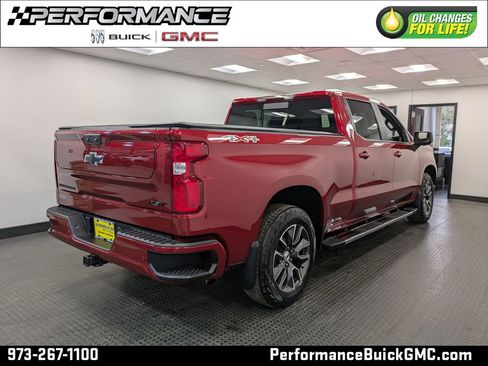 Used 2024 Chevrolet Silverado 1500 RST AWD/4WD image 4