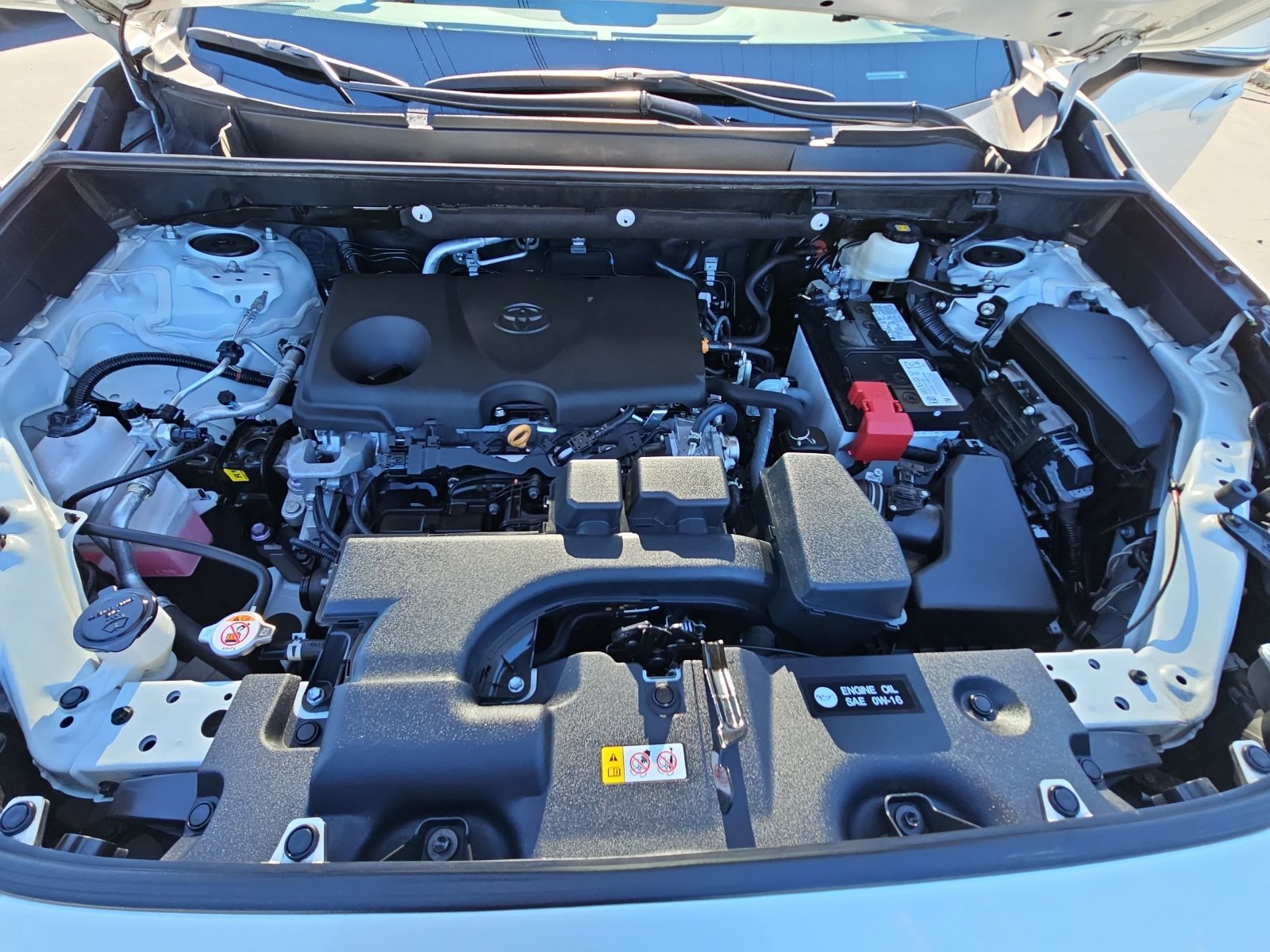Used 2022 Toyota RAV4 XLE Premium FWD image 30