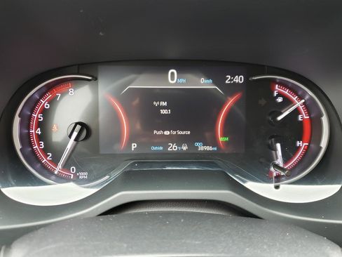 Used 2019 Toyota RAV4 Limited image 26