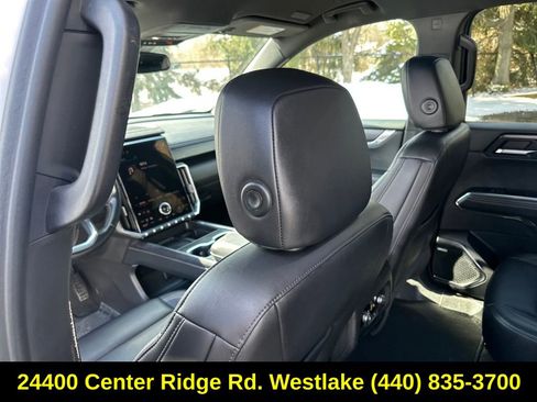 Used 2024 GMC Acadia Elevation FWD image 20