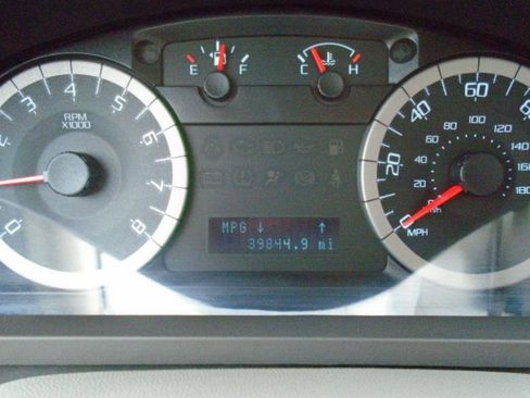 Used 2012 Ford Escape XLS AWD/4WD image 15