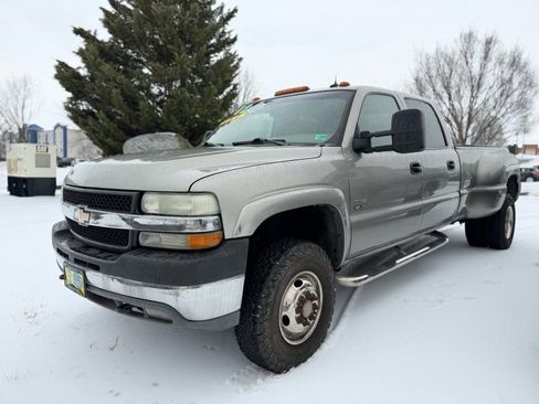 Used 2002 Chevrolet Silverado 3500 LT w/ Off-Road Skid Plate Pkg image 3