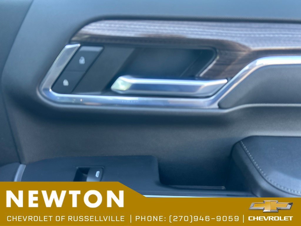 Used 2023 Chevrolet Silverado 1500 LT AWD/4WD image 27