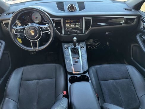 Used 2016 Porsche Macan S image 19