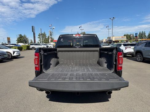 Used 2022 RAM 1500 Laramie AWD/4WD image 35