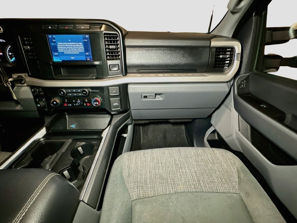 Used 2023 Ford F450 XLT w/ XLT Value Package AWD/4WD image 29