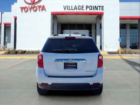 Used 2015 Chevrolet Equinox LT w/ Driver Convenience Package image 4