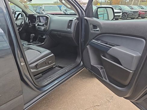 Used 2020 Chevrolet Colorado Z71 image 77