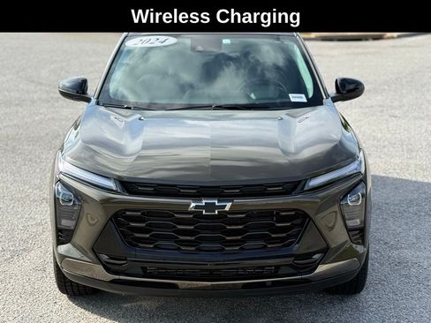 Used 2024 Chevrolet Trax ACTIV w/ Sunroof Package FWD image 7