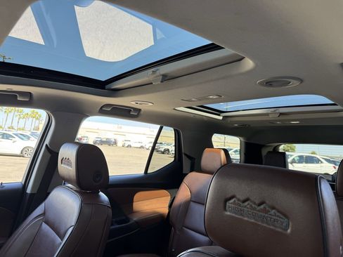 Used 2019 Chevrolet Traverse High Country image 30