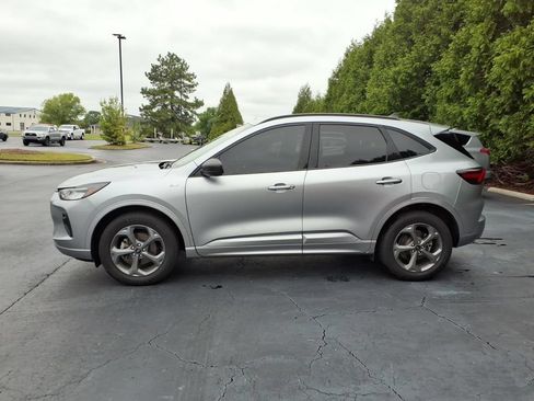 Used 2023 Ford Escape ST-Line AWD/4WD image 6