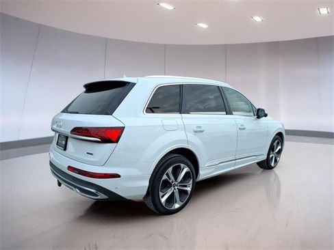 Used 2023 Audi Q7 3.0T Premium Plus w/ Premium Plus Package image 6