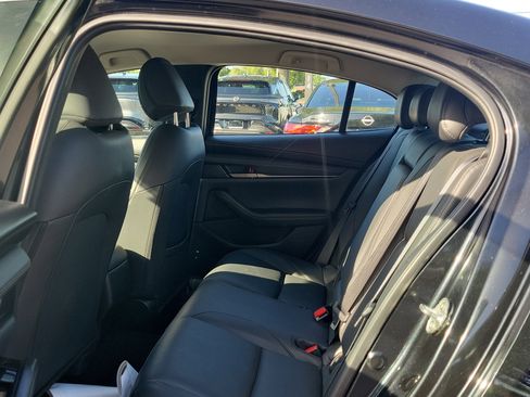Used 2024 MAZDA MAZDA3 s FWD image 11
