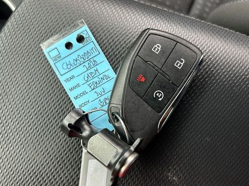 Used 2025 Chevrolet Equinox LT w/ Safety and Technology Package FWD image 20