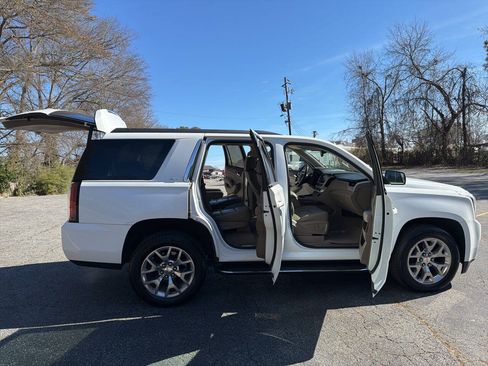 Used 2019 GMC Yukon SLT w/ Open Road Package RWD image 31