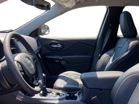 New 2023 Jeep Cherokee Altitude Lux w/ Lux Elite Package image 12