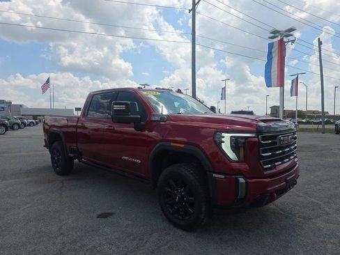 Used 2024 GMC Sierra 2500 AT4 w/ AT4 Premium Plus Package image 3
