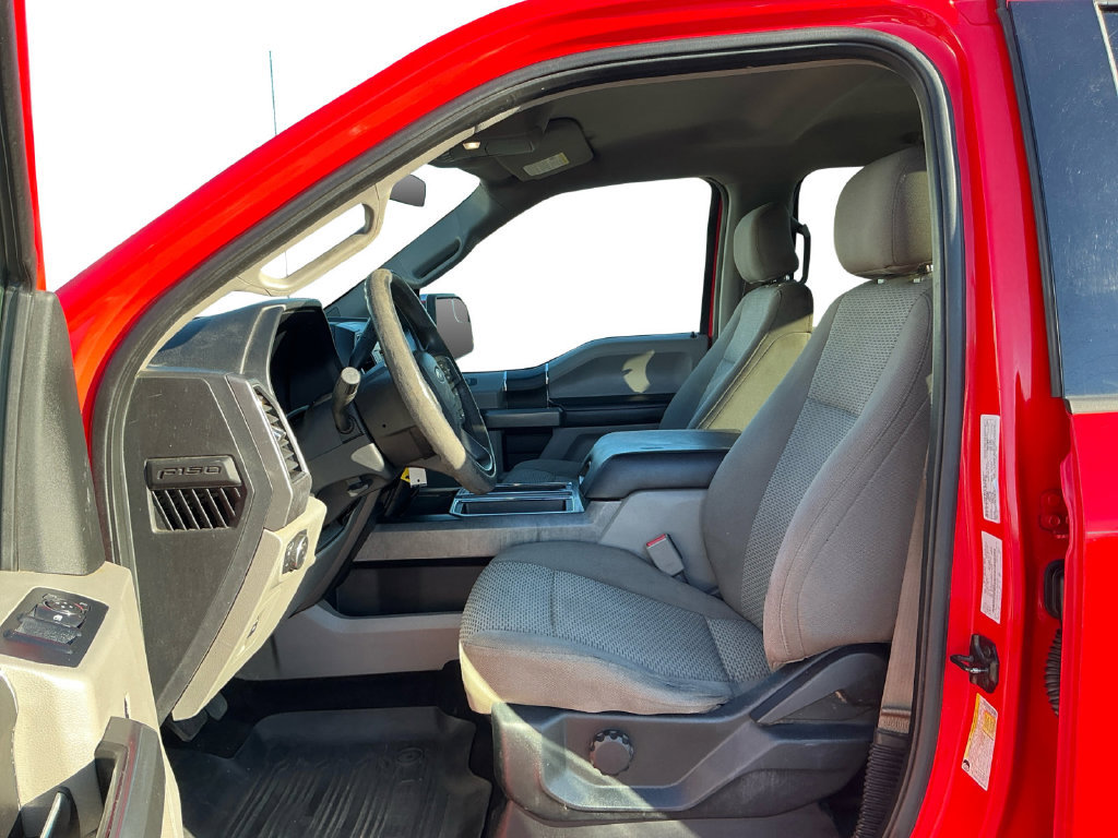 Used 2017 Ford F150 XLT AWD/4WD image 14