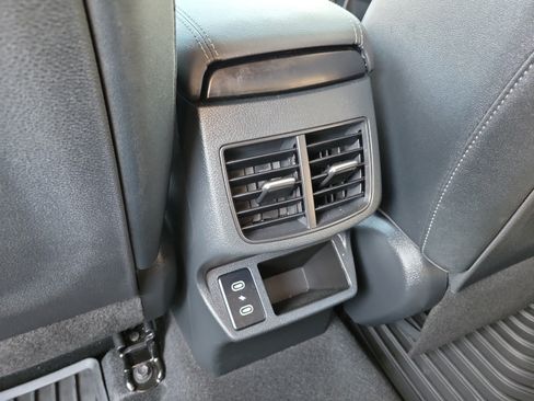 Certified 2025 Kia Seltos S FWD image 12