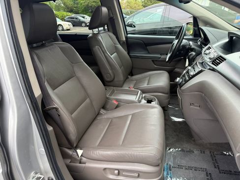 Used 2012 Honda Odyssey Touring Elite image 20