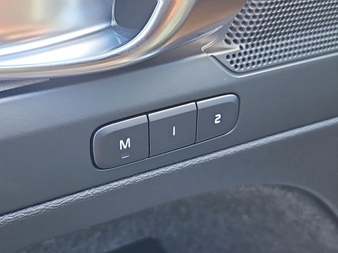 New 2026 Volvo XC40 B5 Plus w/ Protection Package Premier image 8