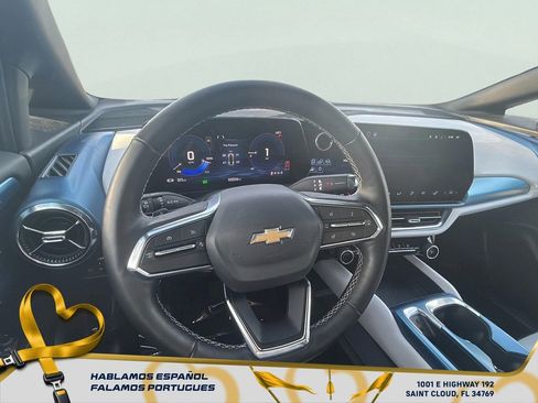Certified 2025 Chevrolet Equinox EV LT image 28