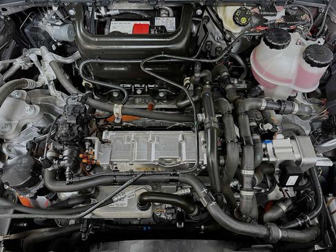 Used 2022 Mercedes-Benz EQB 300 EQB 300 image 29