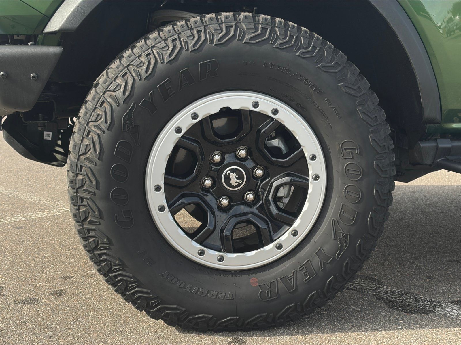 Used 2023 Ford Bronco Badlands w/ Sasquatch Package AWD/4WD image 12