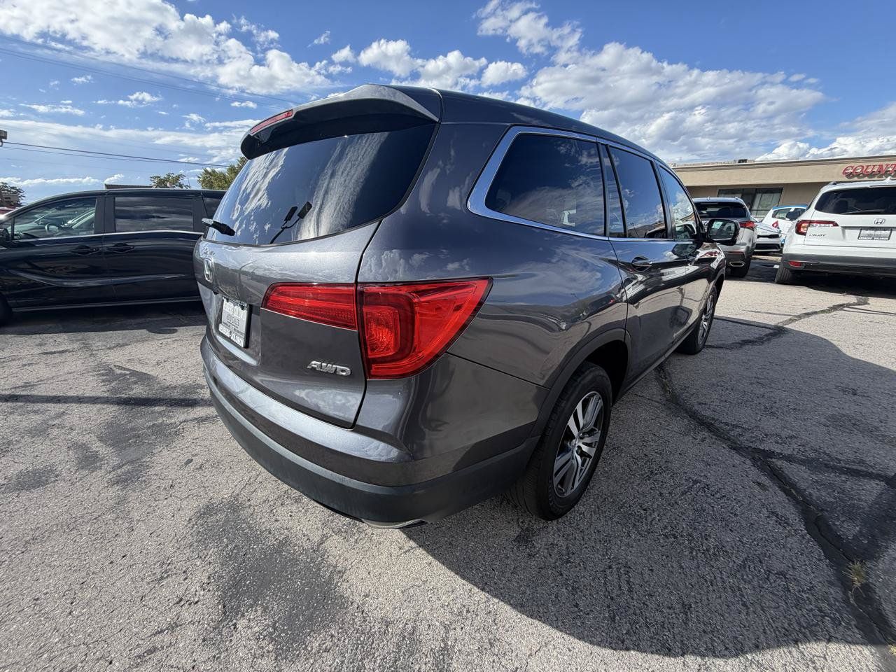 Used 2017 Honda Pilot EX-L image 5