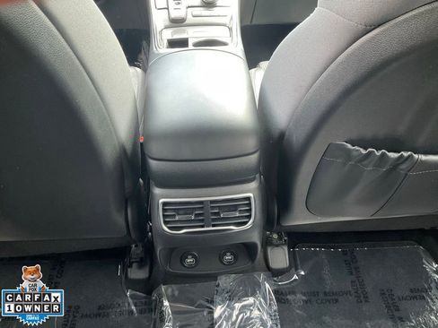 Used 2023 Hyundai Santa Fe SEL image 35