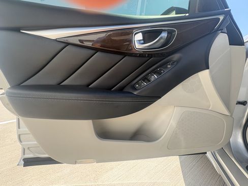 Used 2018 INFINITI Q50 Luxe w/ Essential Package (2.0T Luxe) RWD image 22