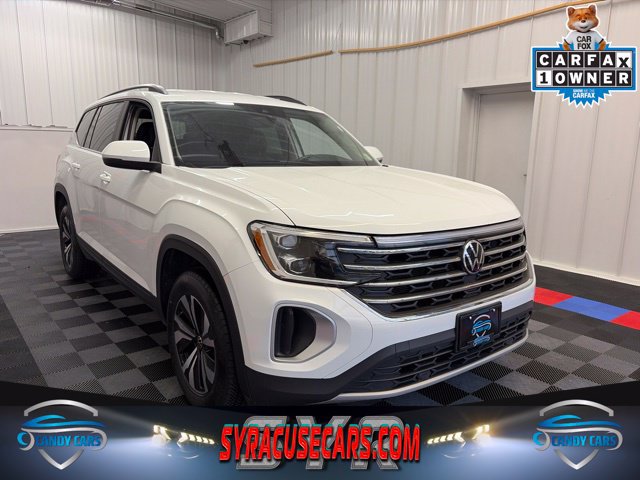 Used 2024 Volkswagen Atlas SE AWD/4WD image 1