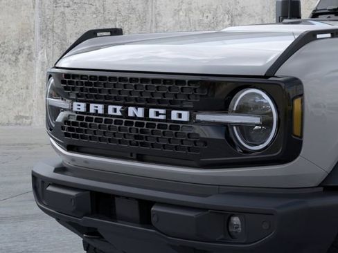 New 2026 Ford Bronco Outer Banks AWD/4WD image 19