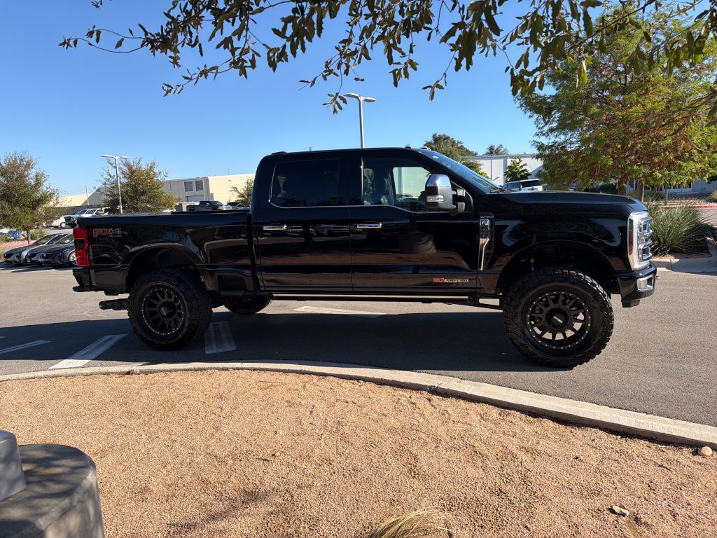 Used 2024 Ford F250 Platinum AWD/4WD image 11