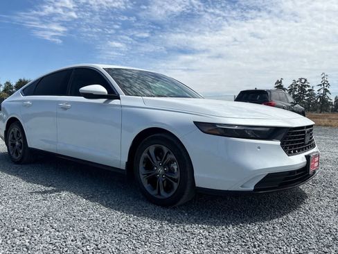 Used 2024 Honda Accord EX-L image 10