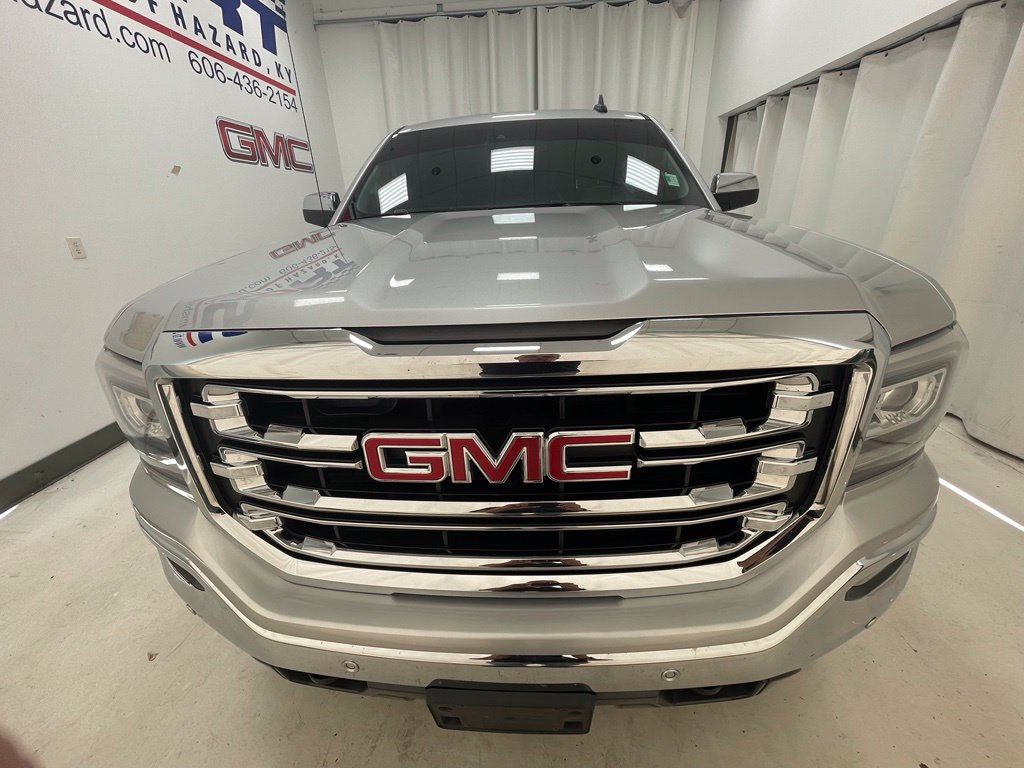 Used 2018 GMC Sierra 1500 SLT AWD/4WD image 2