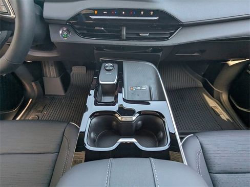 New 2026 Buick Enclave Sport Touring w/ Power Package image 21