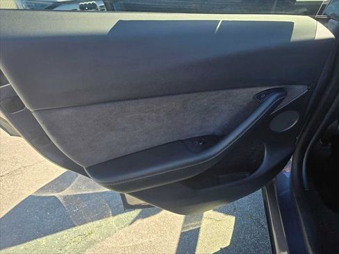 Used 2023 Tesla Model Y Performance image 20