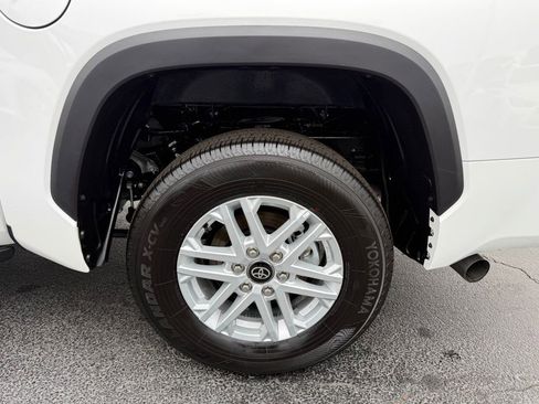 Used 2026 Toyota Tundra SR5 image 33