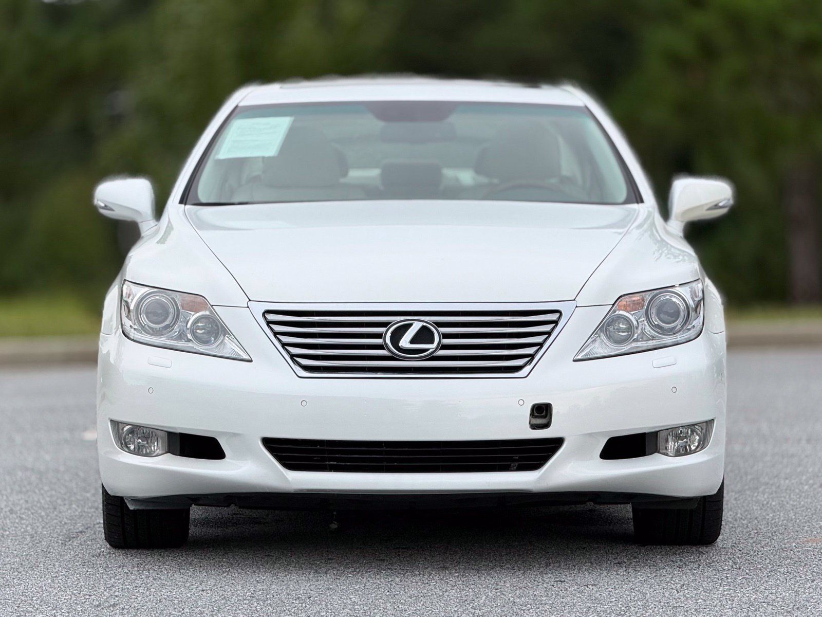Used 2011 Lexus LS 460 w/ Comfort Pkg RWD image 3