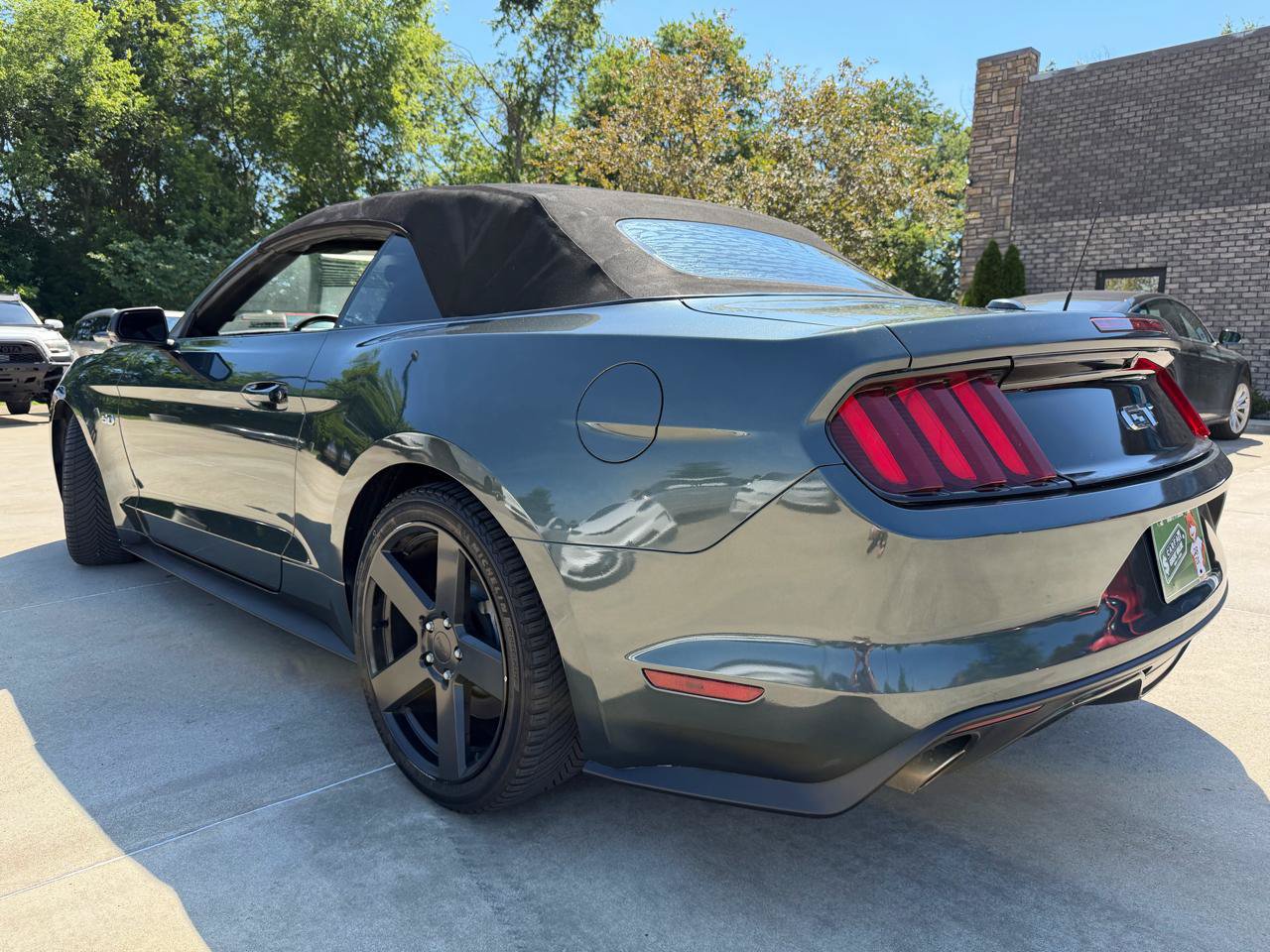Used 2015 Ford Mustang GT Premium w/ Equipment Group 401A RWD image 7