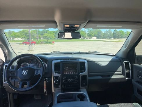 Used 2016 RAM 1500 Big Horn AWD/4WD image 12