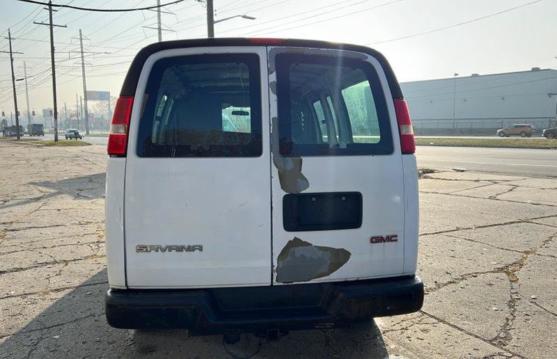 Used 2008 GMC Savana 2500 RWD image 5