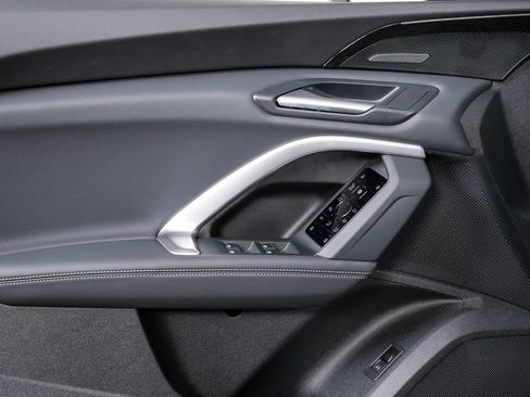 Used 2025 Audi Q5 Premium Plus image 6