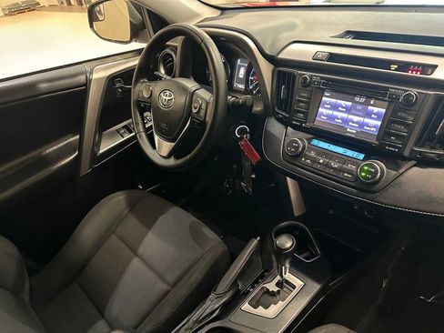 Used 2017 Toyota RAV4 XLE w/ Plus Special Value Package AWD/4WD image 30