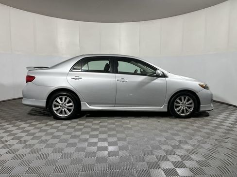 Used 2009 Toyota Corolla S FWD image 9