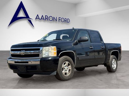 Used 2009 Chevrolet Silverado 1500 LT w/ Power Pack Plus RWD image 2