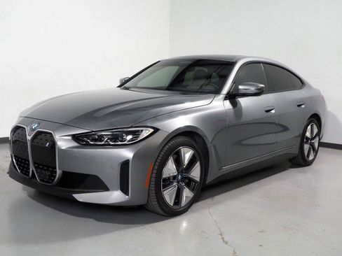 Used 2023 BMW i4 eDrive35 image 10