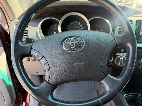Used 2006 Toyota 4Runner Sport AWD/4WD image 31